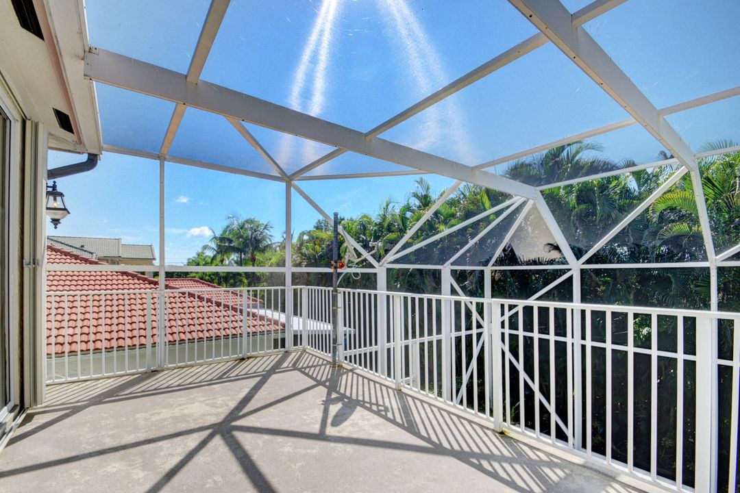 Activo con contrato: $8,500 (5 camas, 3 baños, 3375 Pies cuadrados)