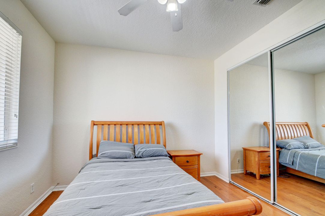 Activo con contrato: $8,500 (5 camas, 3 baños, 3375 Pies cuadrados)