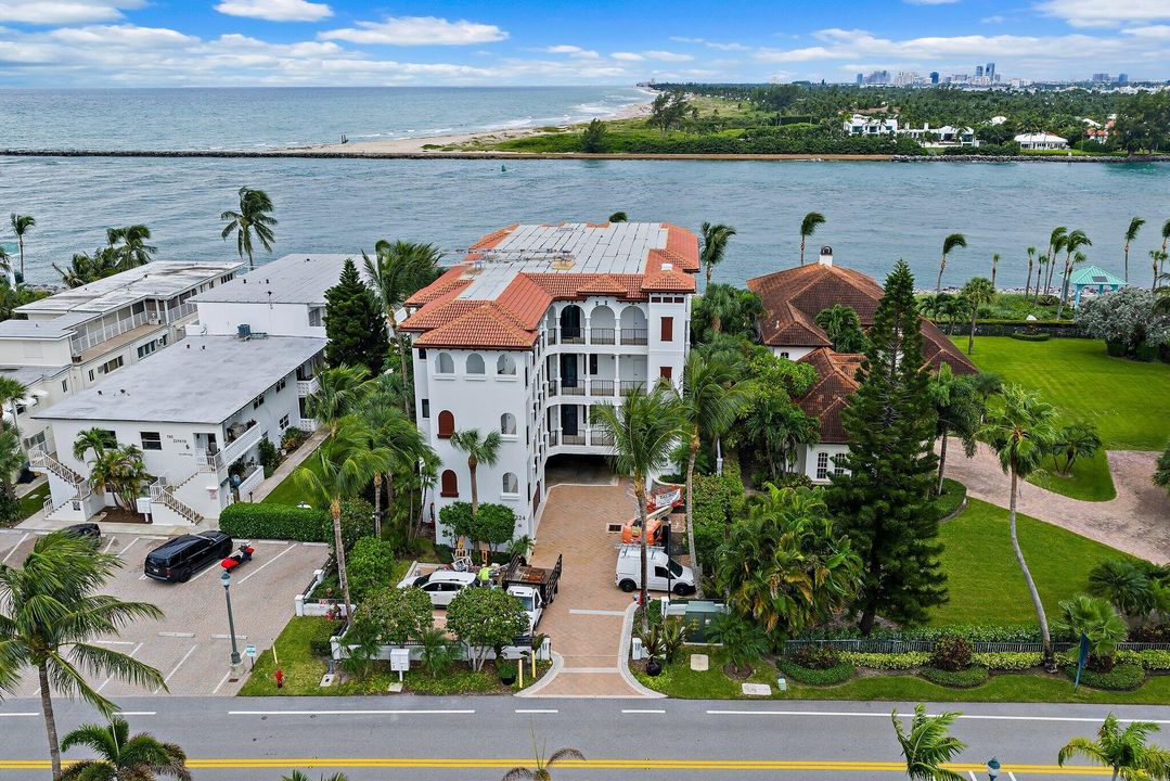 For Rent: $12,500 (2 beds, 2 baths, 2040 Square Feet)