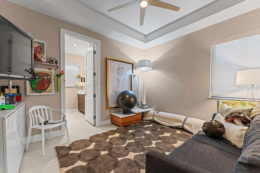 For Rent: $12,500 (2 beds, 2 baths, 2040 Square Feet)