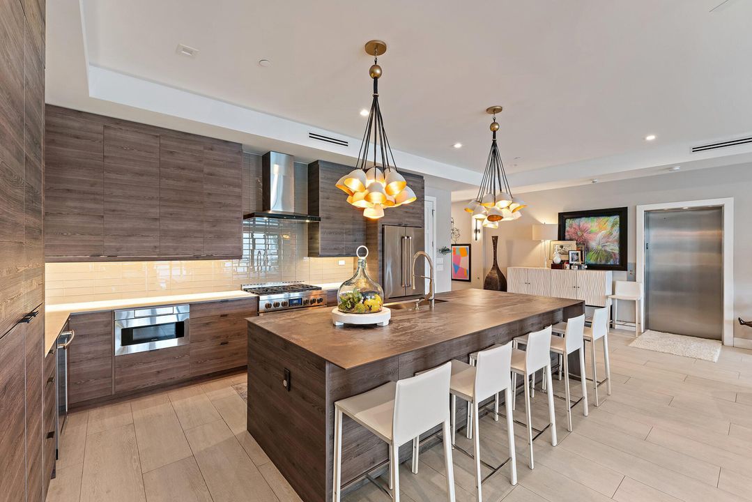 For Rent: $12,500 (2 beds, 2 baths, 2040 Square Feet)