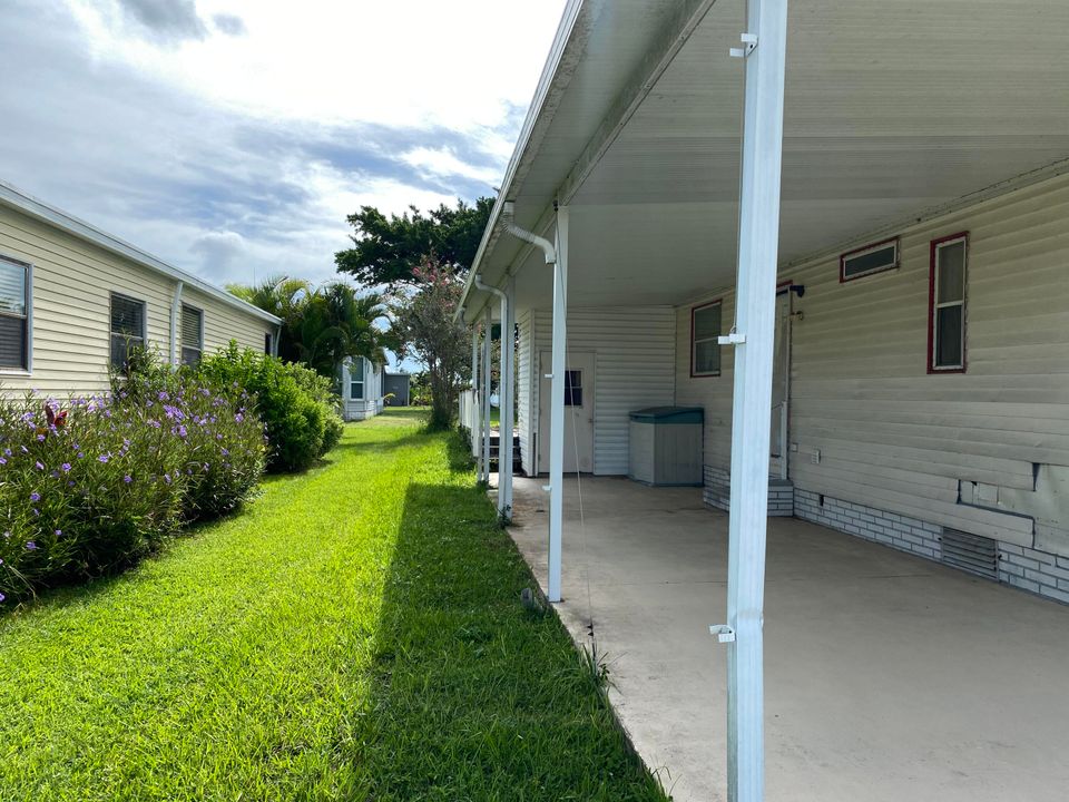 Active With Contract: $79,900 (3 beds, 2 baths, 1404 Square Feet)