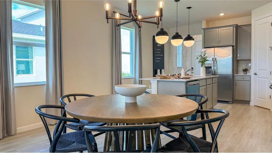 For Sale: $368,595 (2 beds, 2 baths, 1713 Square Feet)