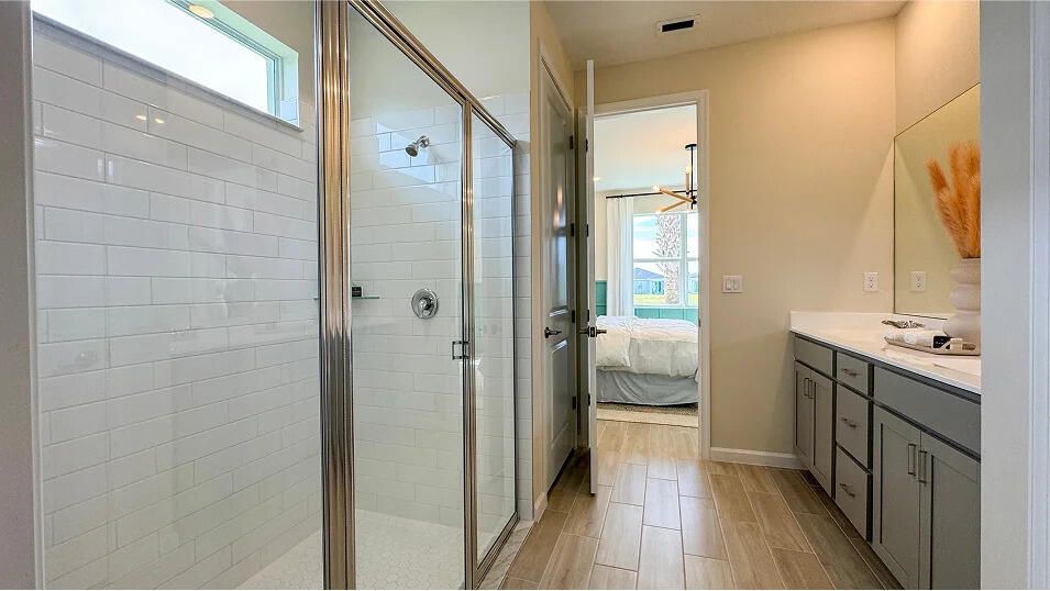 For Sale: $368,595 (2 beds, 2 baths, 1713 Square Feet)