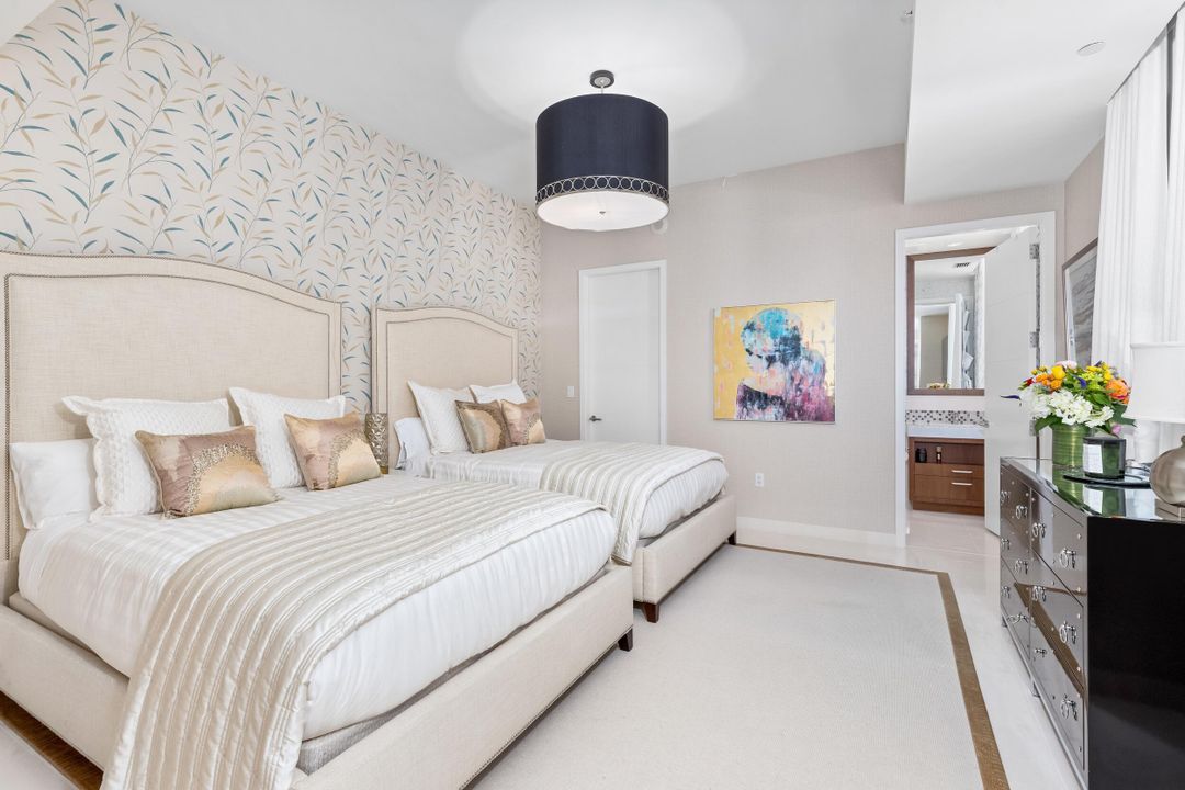 For Rent: $35,000 (3 beds, 3 baths, 3584 Square Feet)