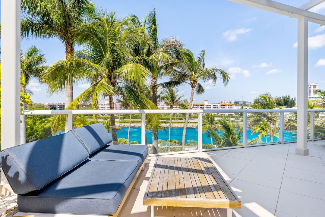 For Rent: $35,000 (3 beds, 3 baths, 3584 Square Feet)