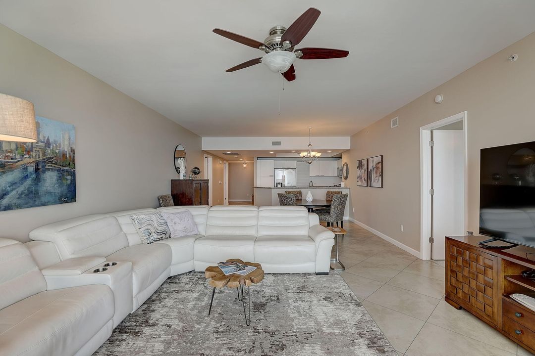 В аренду: $4,500 (2 спален, 3 ванн, 1704 Квадратных фут)