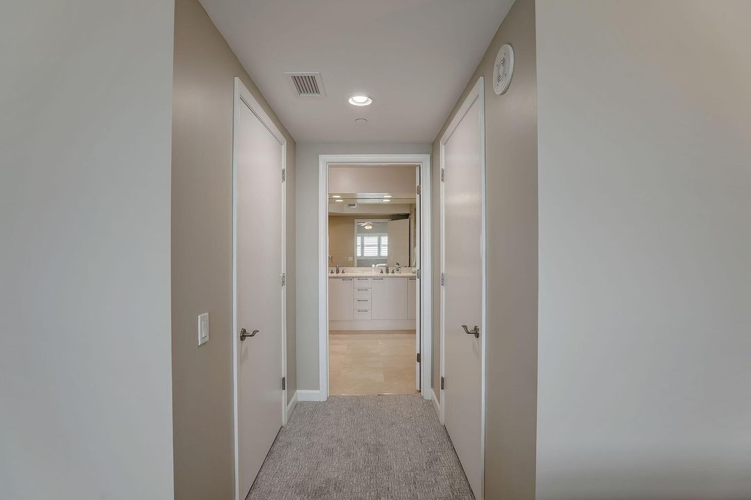 В аренду: $4,500 (2 спален, 3 ванн, 1704 Квадратных фут)