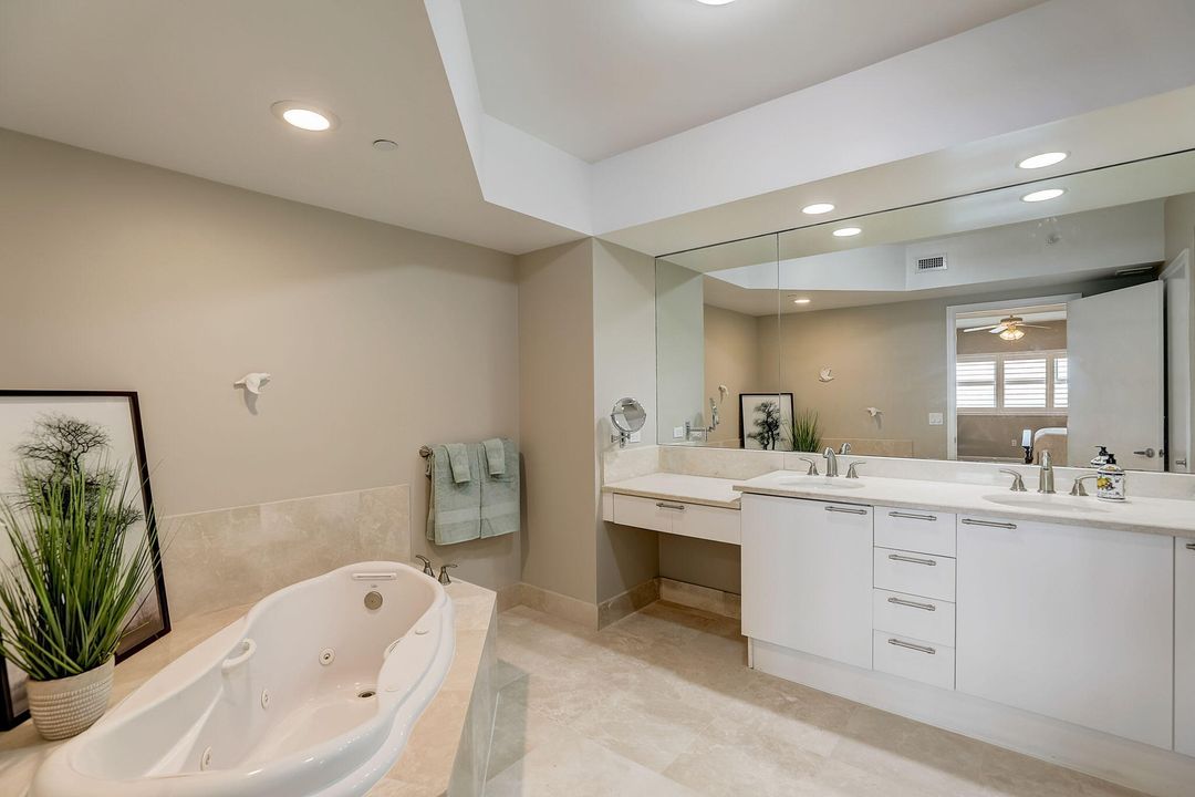 В аренду: $4,500 (2 спален, 3 ванн, 1704 Квадратных фут)