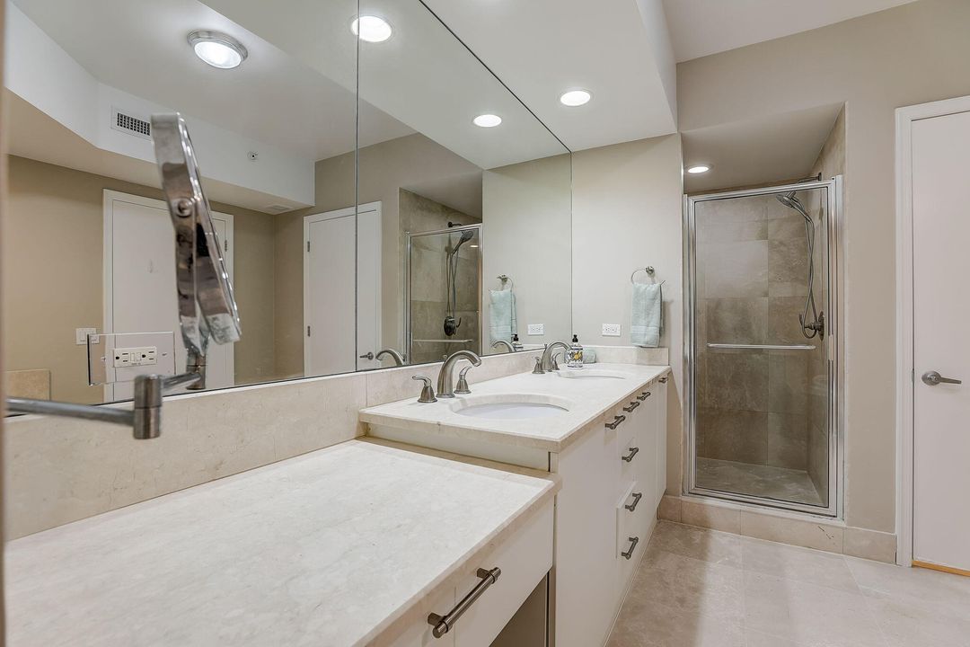 В аренду: $4,500 (2 спален, 3 ванн, 1704 Квадратных фут)