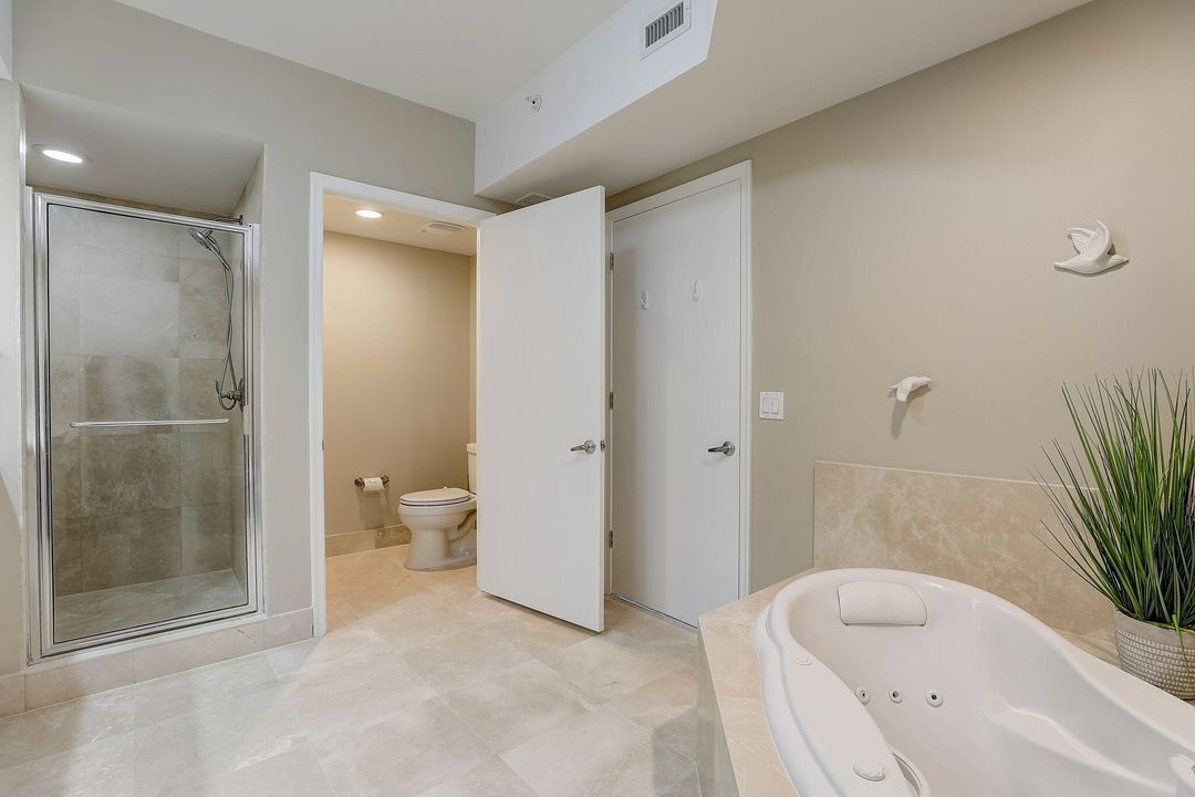 В аренду: $4,500 (2 спален, 3 ванн, 1704 Квадратных фут)