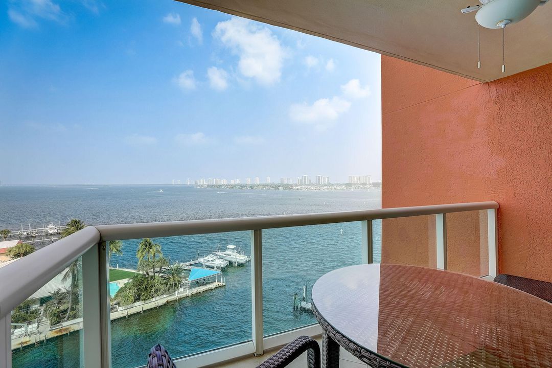 В аренду: $4,500 (2 спален, 3 ванн, 1704 Квадратных фут)