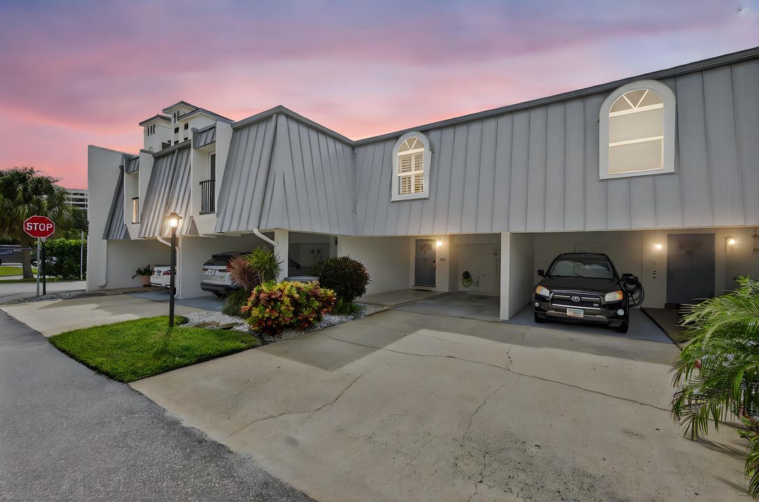 待售: $425,000 (2 贝兹, 2 浴室, 1514 平方英尺)