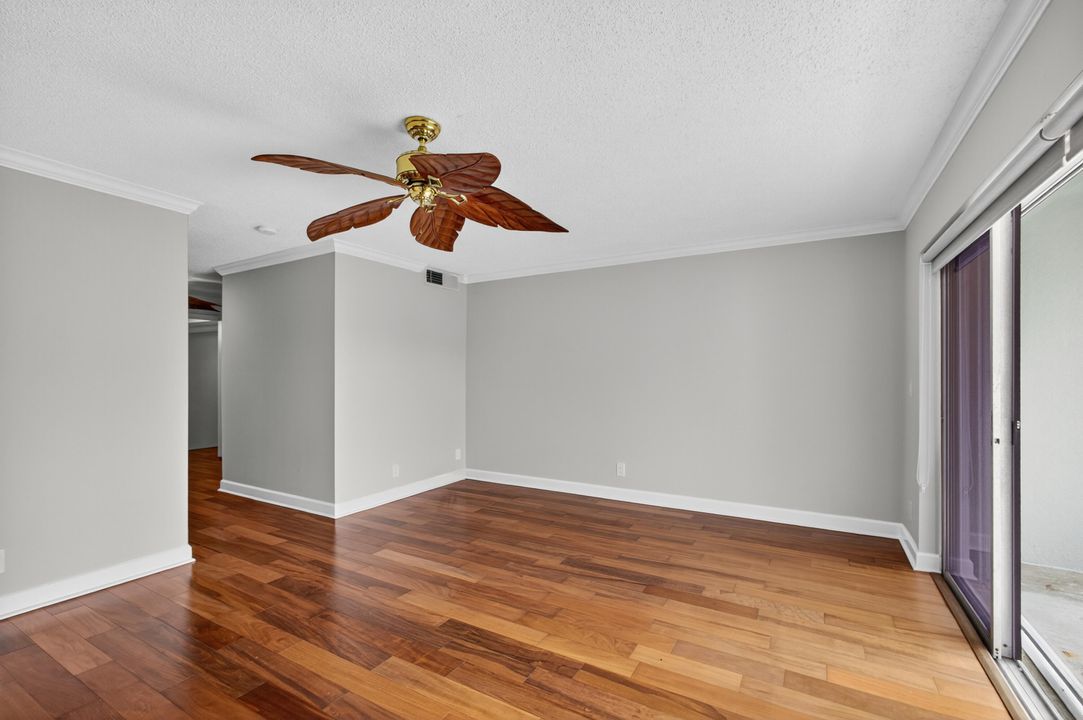 待售: $425,000 (2 贝兹, 2 浴室, 1514 平方英尺)