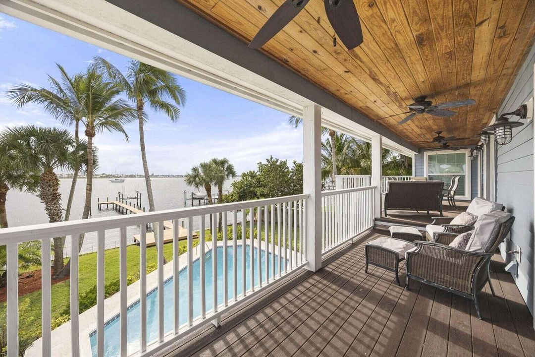 For Sale: $2,600,000 (5 beds, 4 baths, 4394 Square Feet)