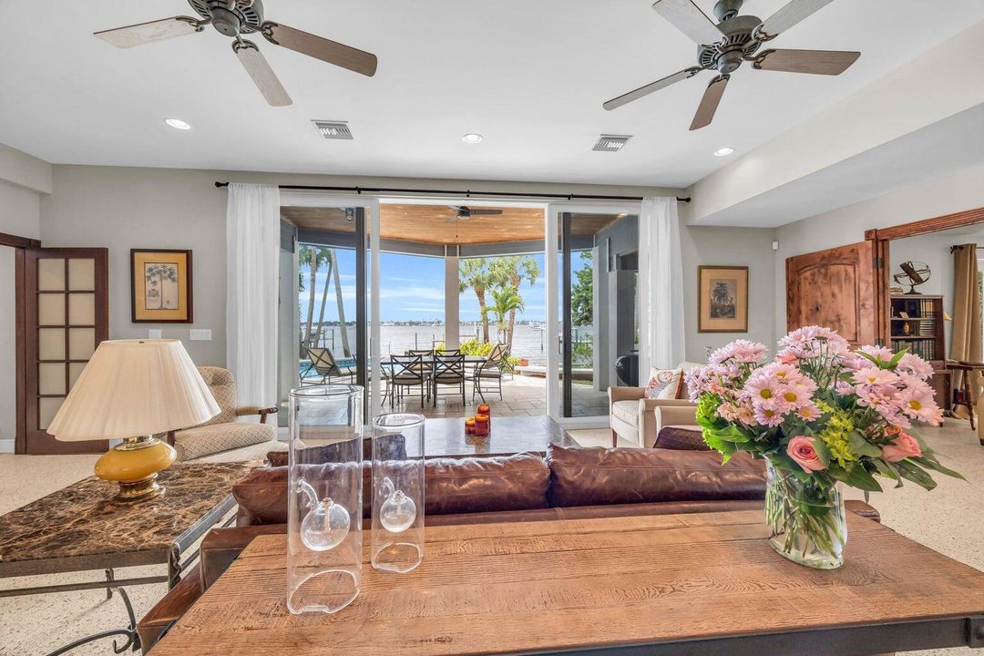 For Sale: $2,600,000 (5 beds, 4 baths, 4394 Square Feet)