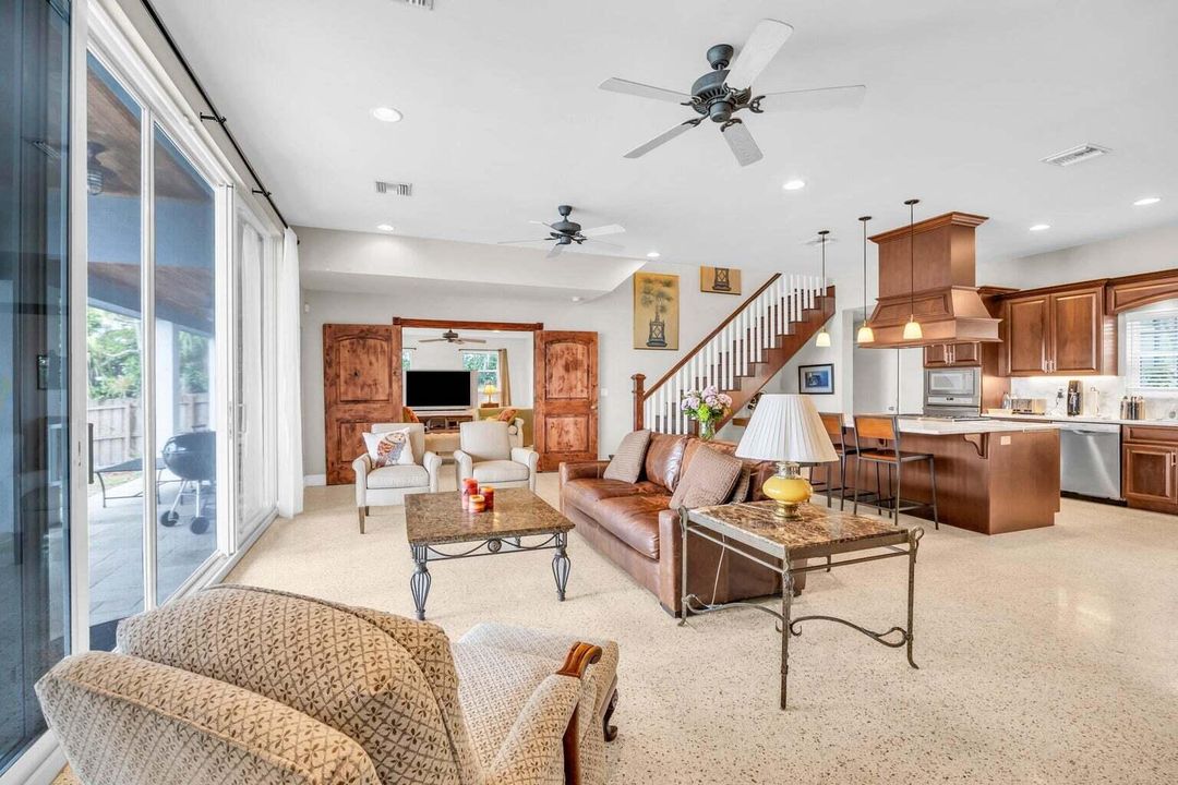 For Sale: $2,600,000 (5 beds, 4 baths, 4394 Square Feet)