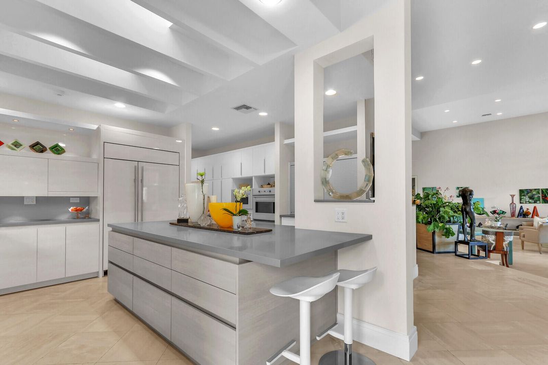 En Venta: $9,975,000 (4 camas, 4 baños, 6546 Pies cuadrados)