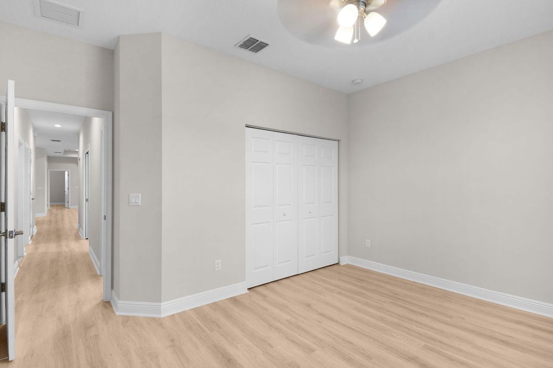 待售: $335,000 (2 贝兹, 2 浴室, 1735 平方英尺)