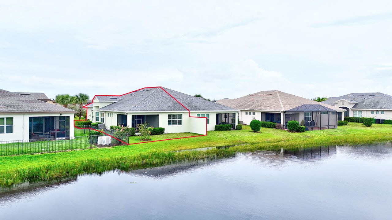 待售: $335,000 (2 贝兹, 2 浴室, 1735 平方英尺)