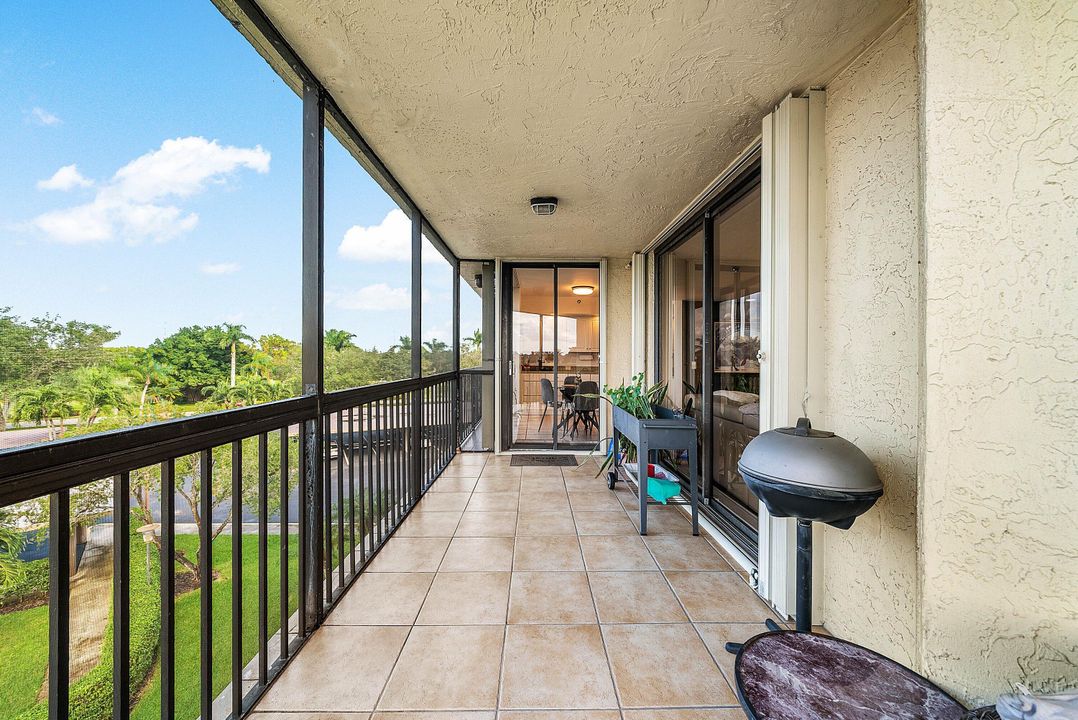 На продажу: $399,000 (3 спален, 2 ванн, 1757 Квадратных фут)