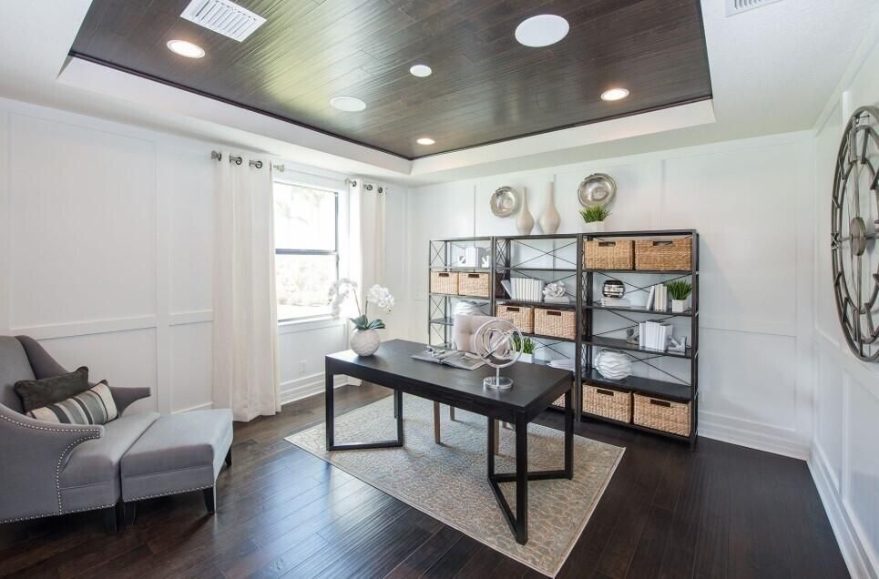 Под контрактом: $599,106 (3 спален, 3 ванн, 2590 Квадратных фут)