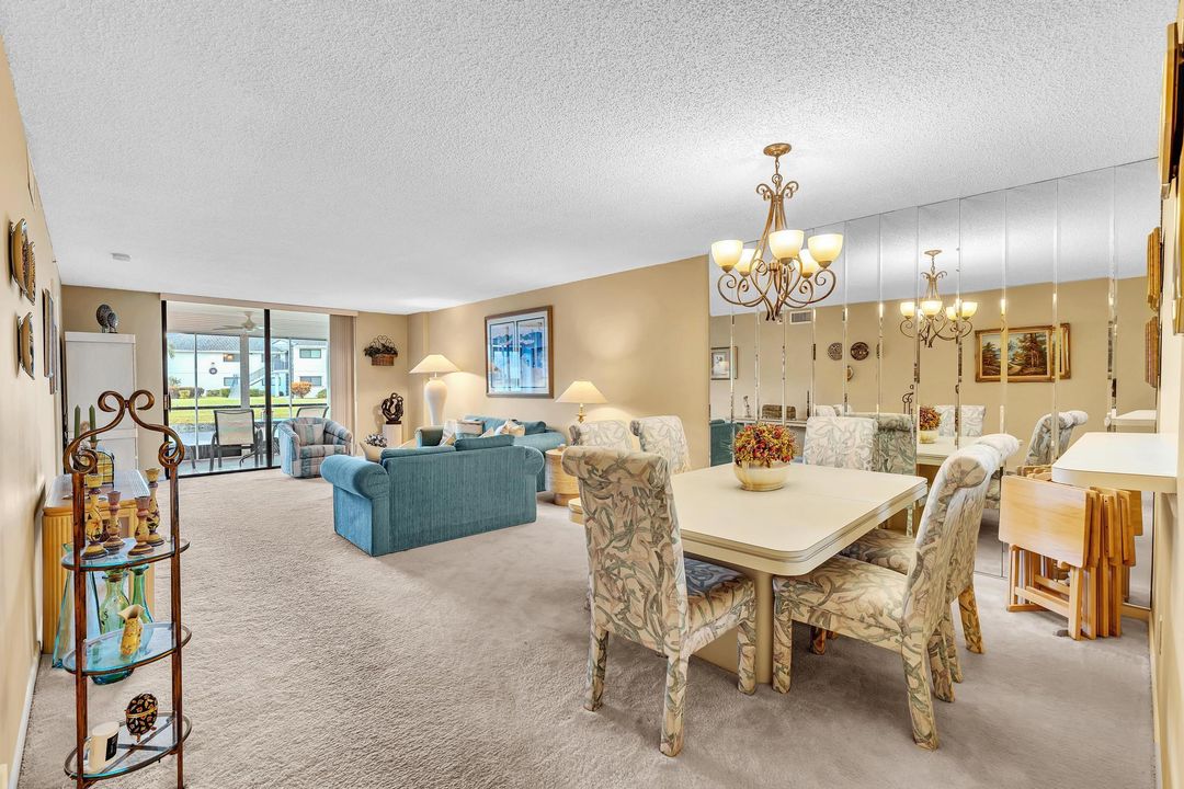 Active With Contract: $199,000 (2 beds, 2 baths, 1362 Square Feet)