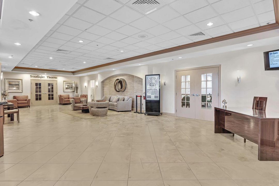 Active With Contract: $199,000 (2 beds, 2 baths, 1362 Square Feet)