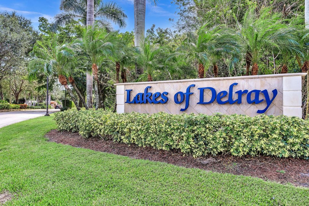 Active With Contract: $199,000 (2 beds, 2 baths, 1362 Square Feet)