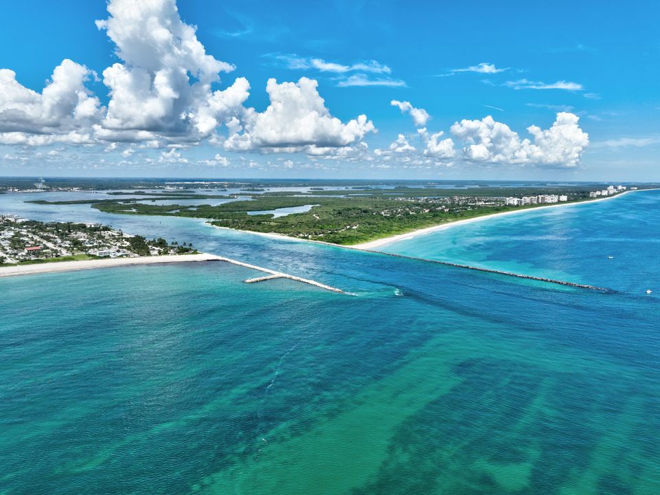 For Sale: $727,700 (3 beds, 2 baths, 1777 Square Feet)