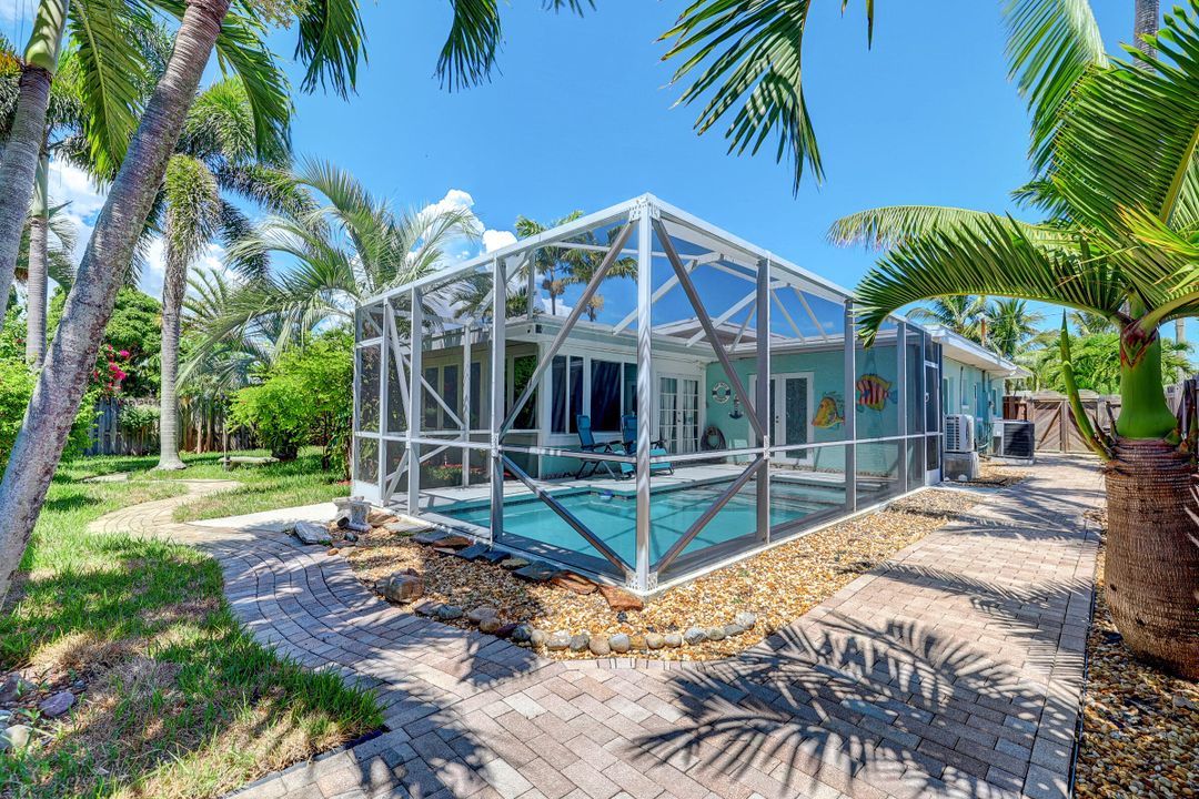 For Sale: $727,700 (3 beds, 2 baths, 1777 Square Feet)