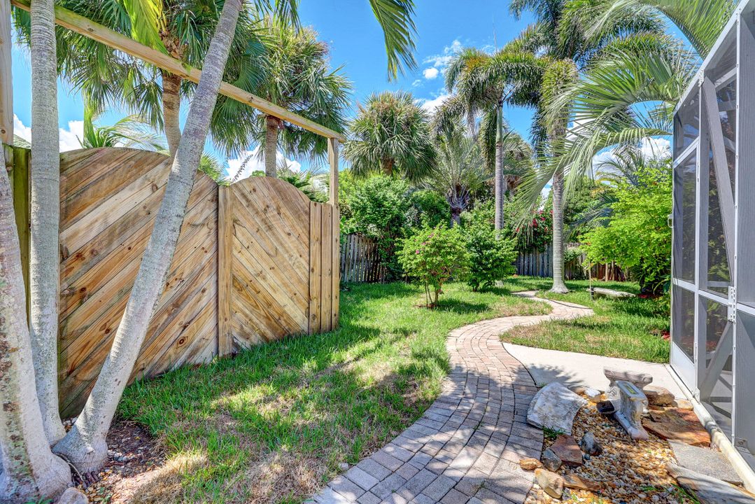 For Sale: $727,700 (3 beds, 2 baths, 1777 Square Feet)