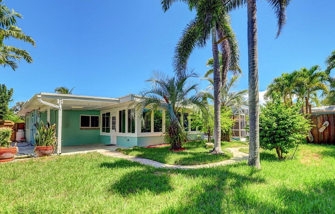 For Sale: $727,700 (3 beds, 2 baths, 1777 Square Feet)