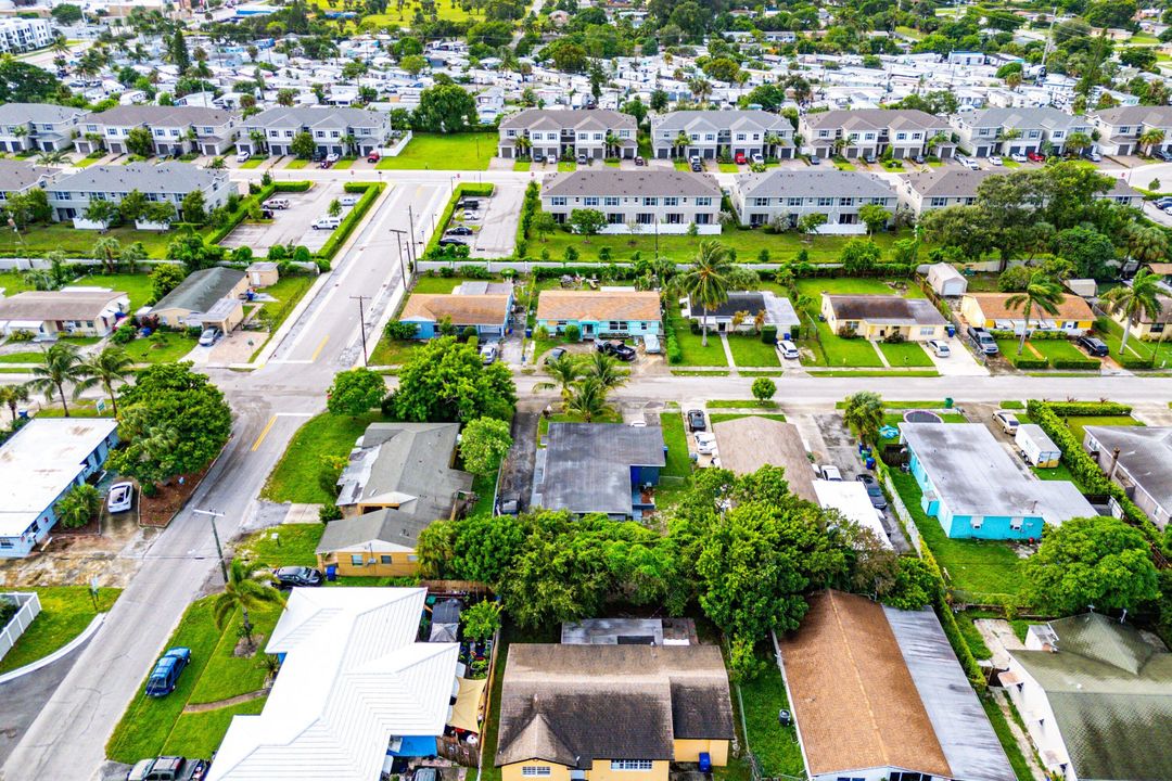 En Venta: $450,000 (0 camas, 0 baños, 1416 Pies cuadrados)