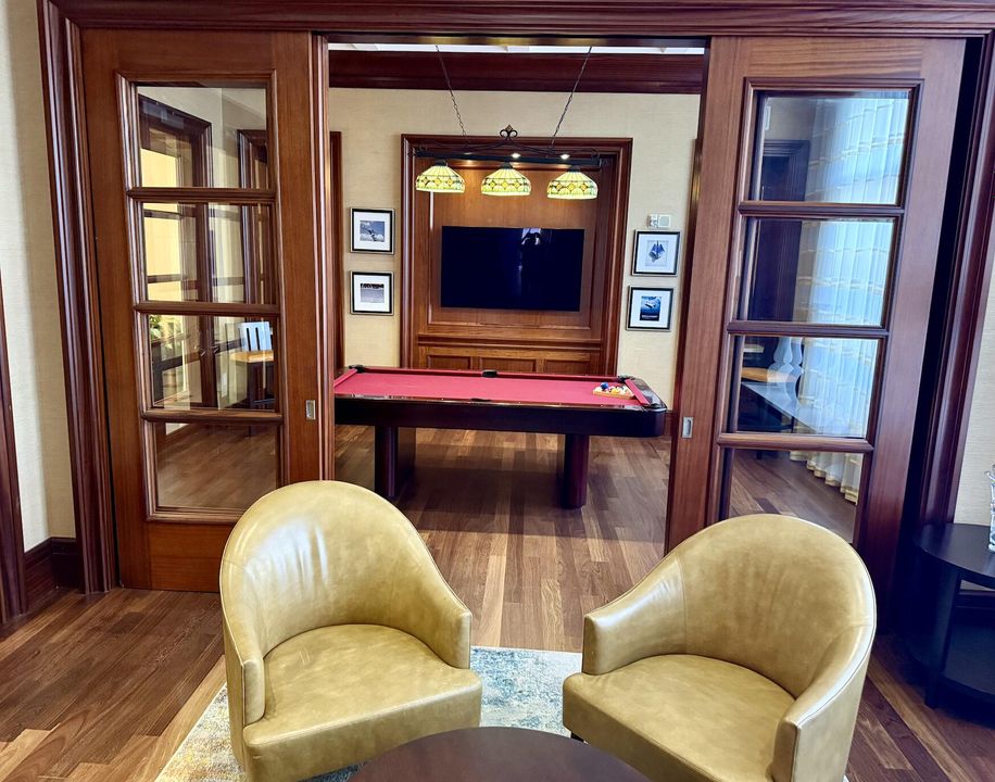 For Sale: $2,800,000 (3 beds, 3 baths, 2801 Square Feet)