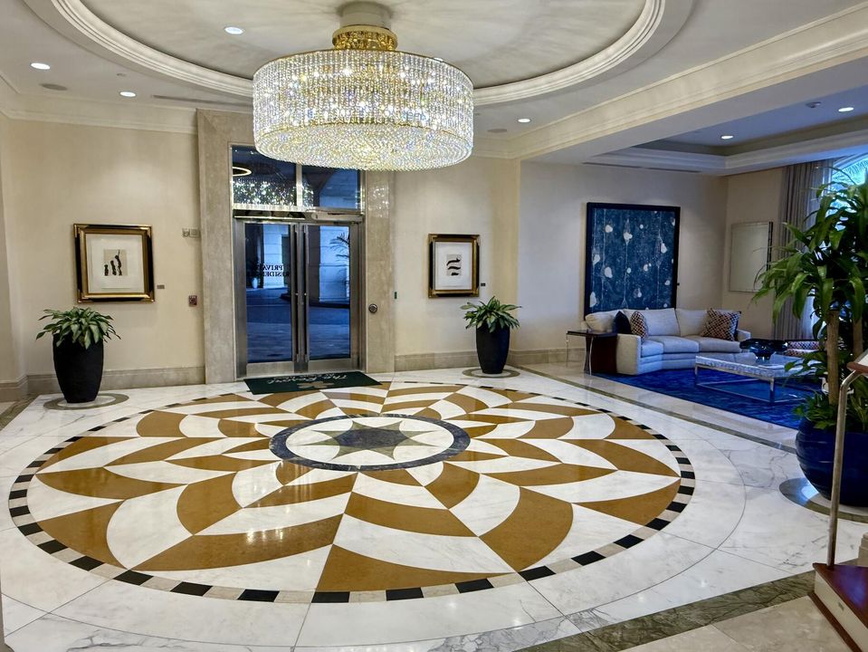 For Sale: $2,800,000 (3 beds, 3 baths, 2801 Square Feet)