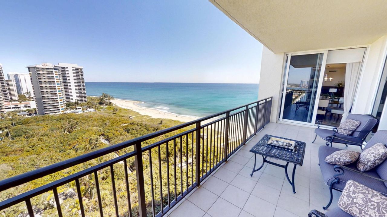 For Sale: $2,800,000 (3 beds, 3 baths, 2801 Square Feet)