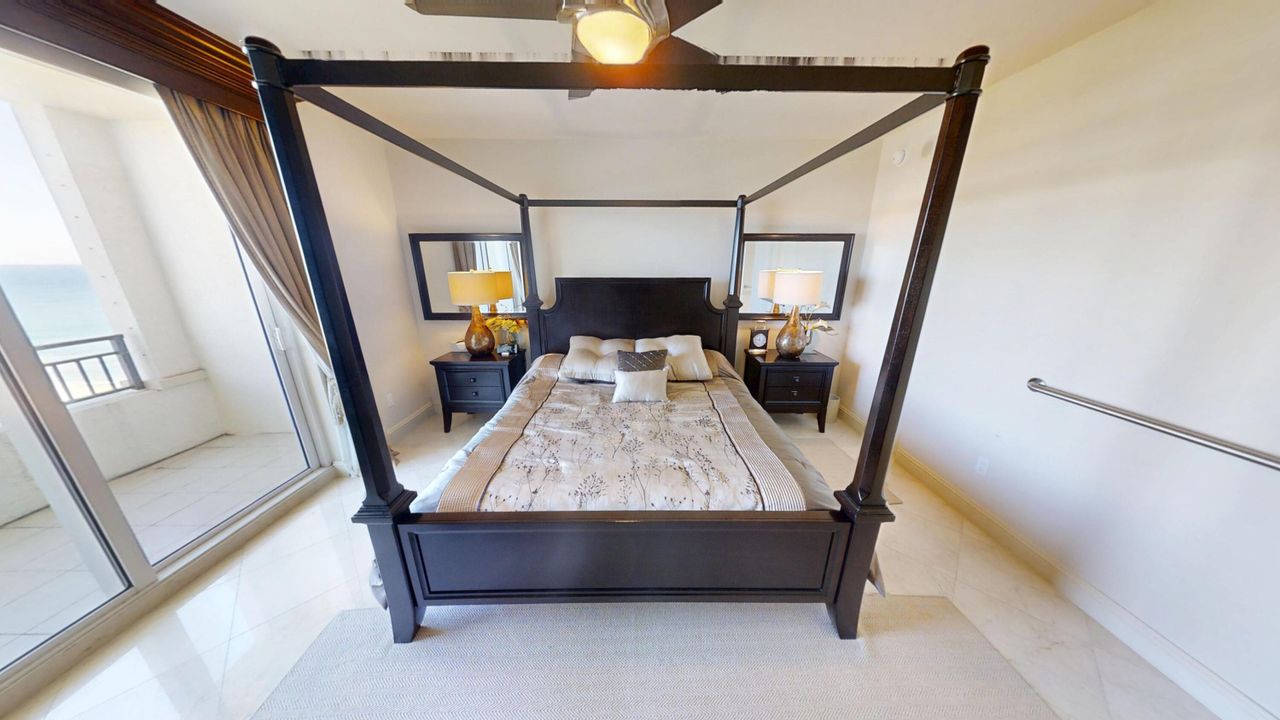 For Sale: $2,800,000 (3 beds, 3 baths, 2801 Square Feet)