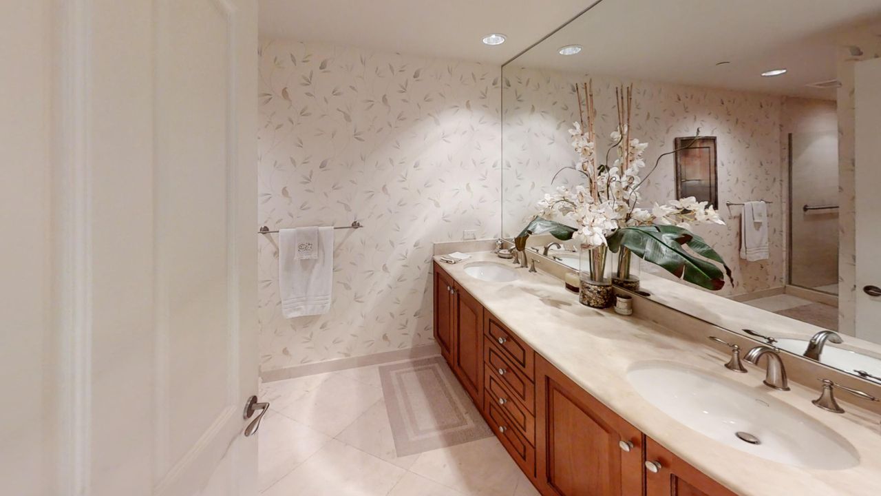 For Sale: $2,800,000 (3 beds, 3 baths, 2801 Square Feet)