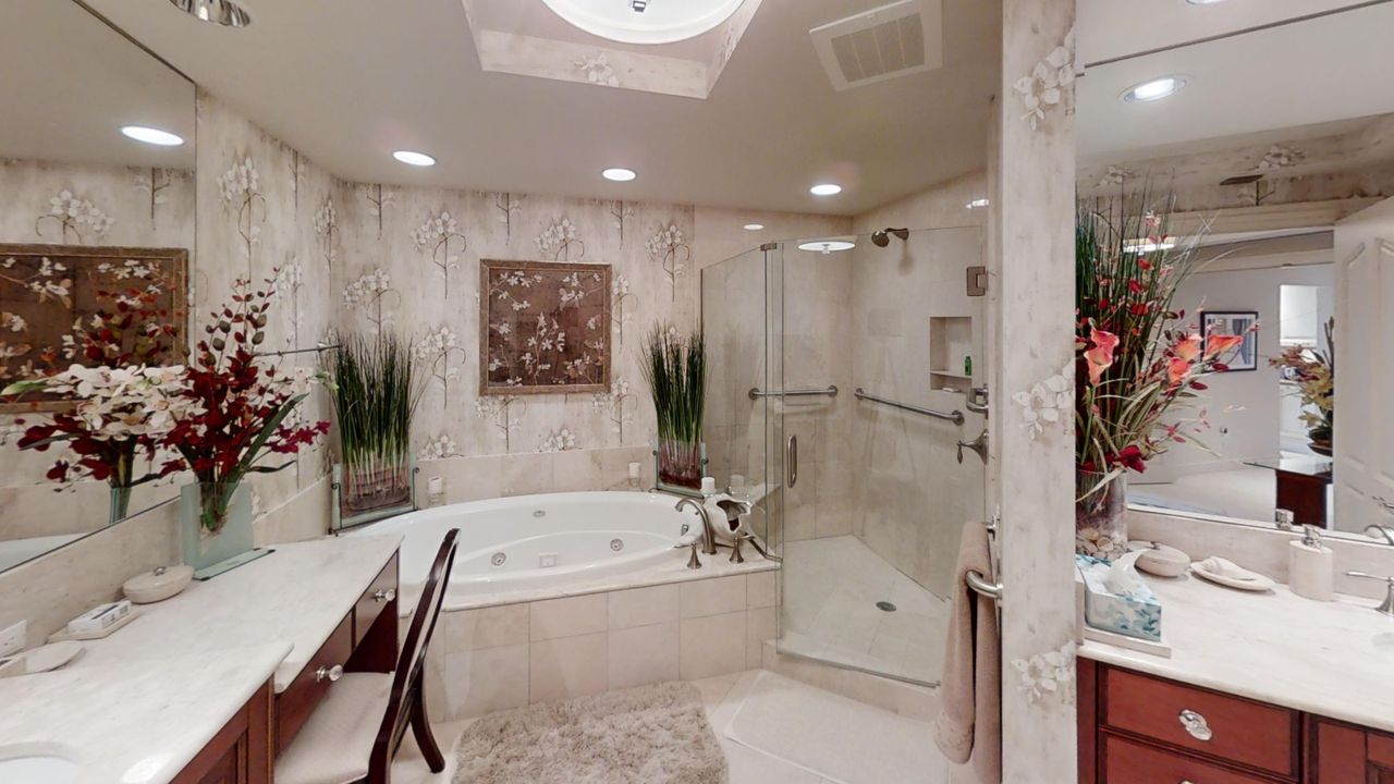 For Sale: $2,800,000 (3 beds, 3 baths, 2801 Square Feet)