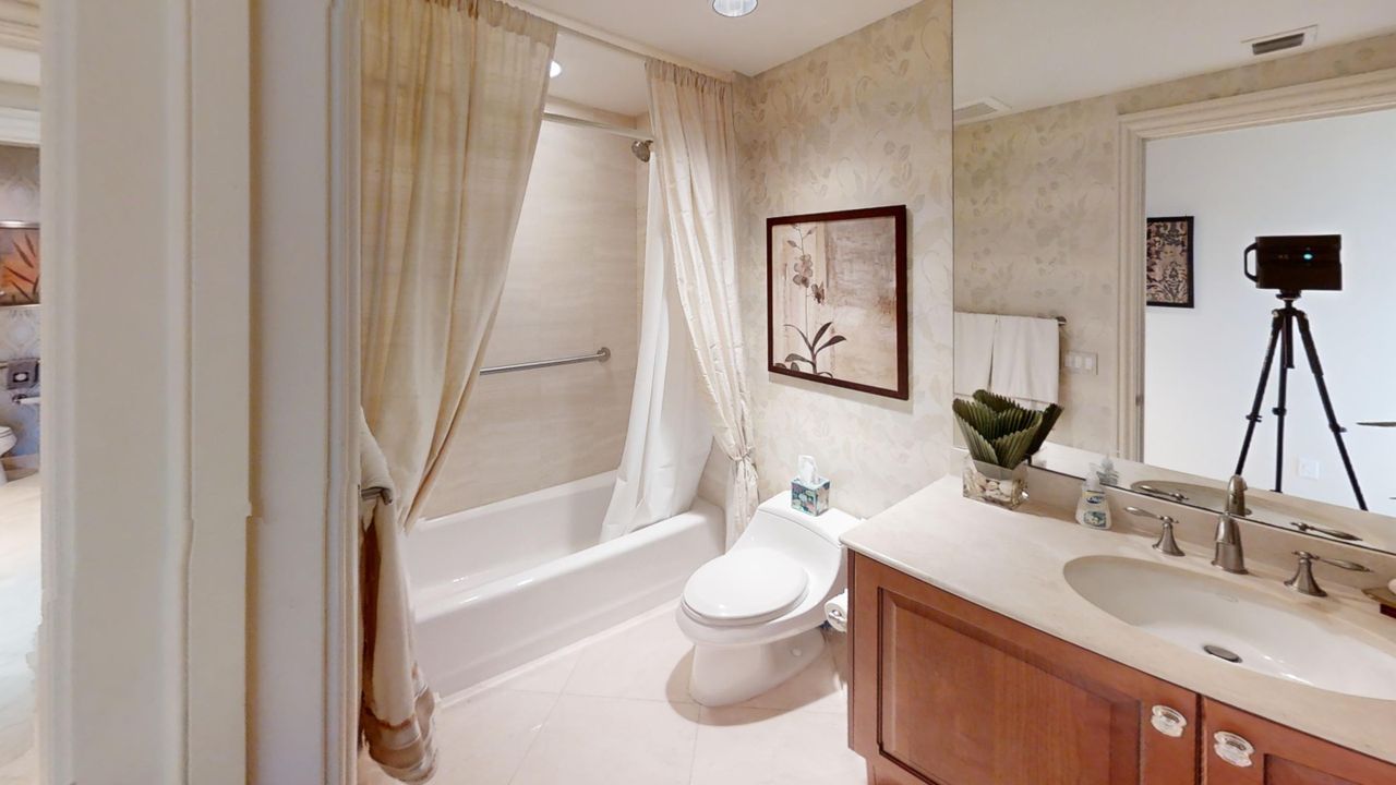 For Sale: $2,800,000 (3 beds, 3 baths, 2801 Square Feet)