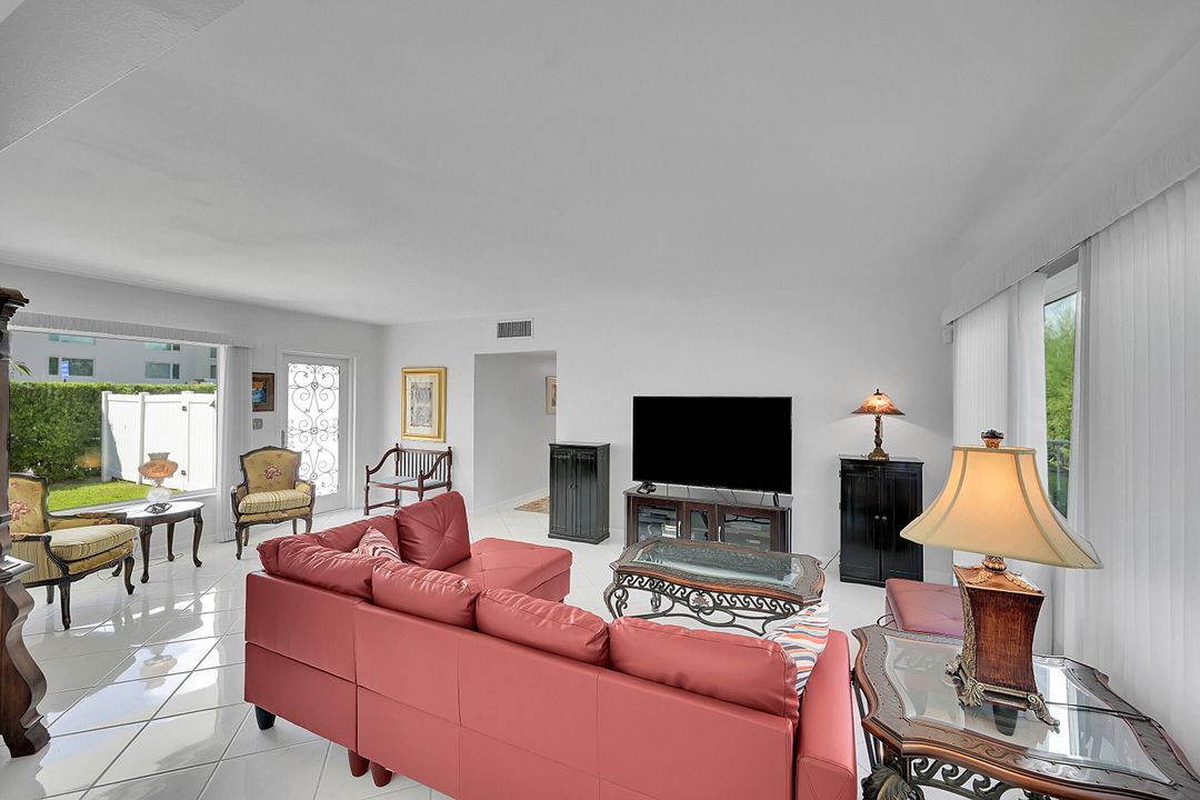 For Rent: $6,500 (3 beds, 2 baths, 1766 Square Feet)