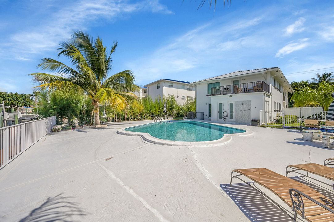 For Rent: $6,500 (3 beds, 2 baths, 1766 Square Feet)