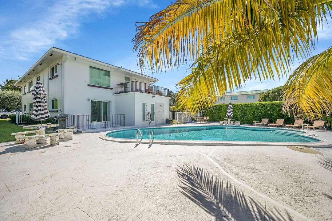 For Rent: $6,500 (3 beds, 2 baths, 1766 Square Feet)