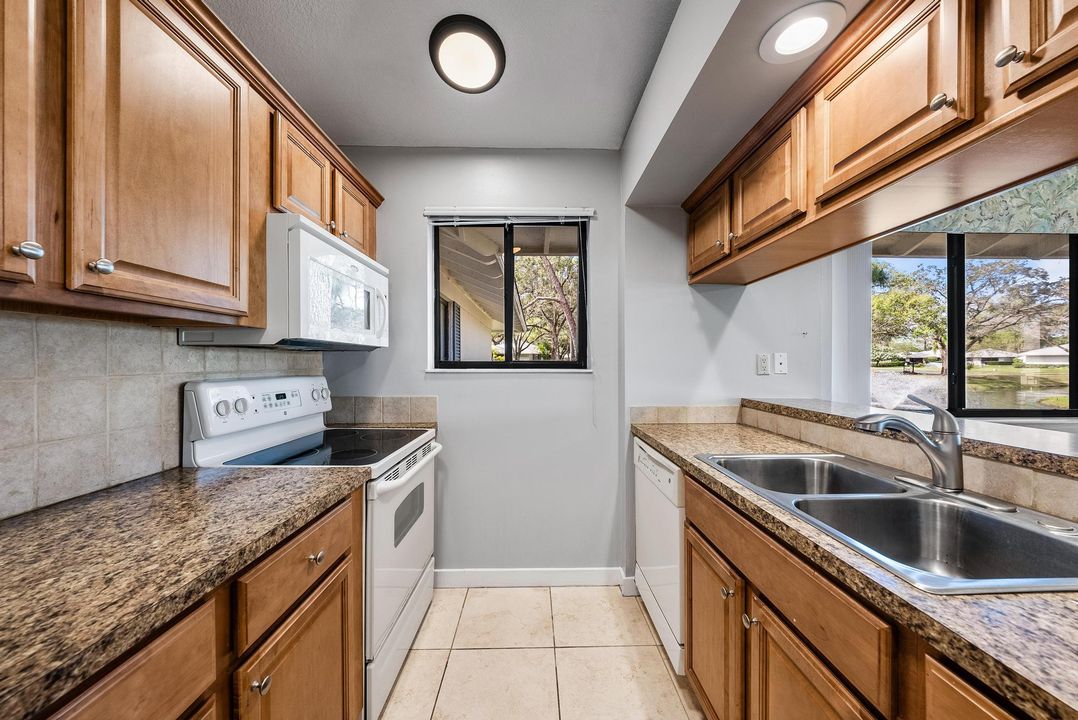 Activo con contrato: $7,000 (2 camas, 2 baños, 1135 Pies cuadrados)