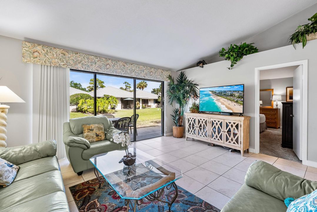 Activo con contrato: $7,000 (2 camas, 2 baños, 1135 Pies cuadrados)