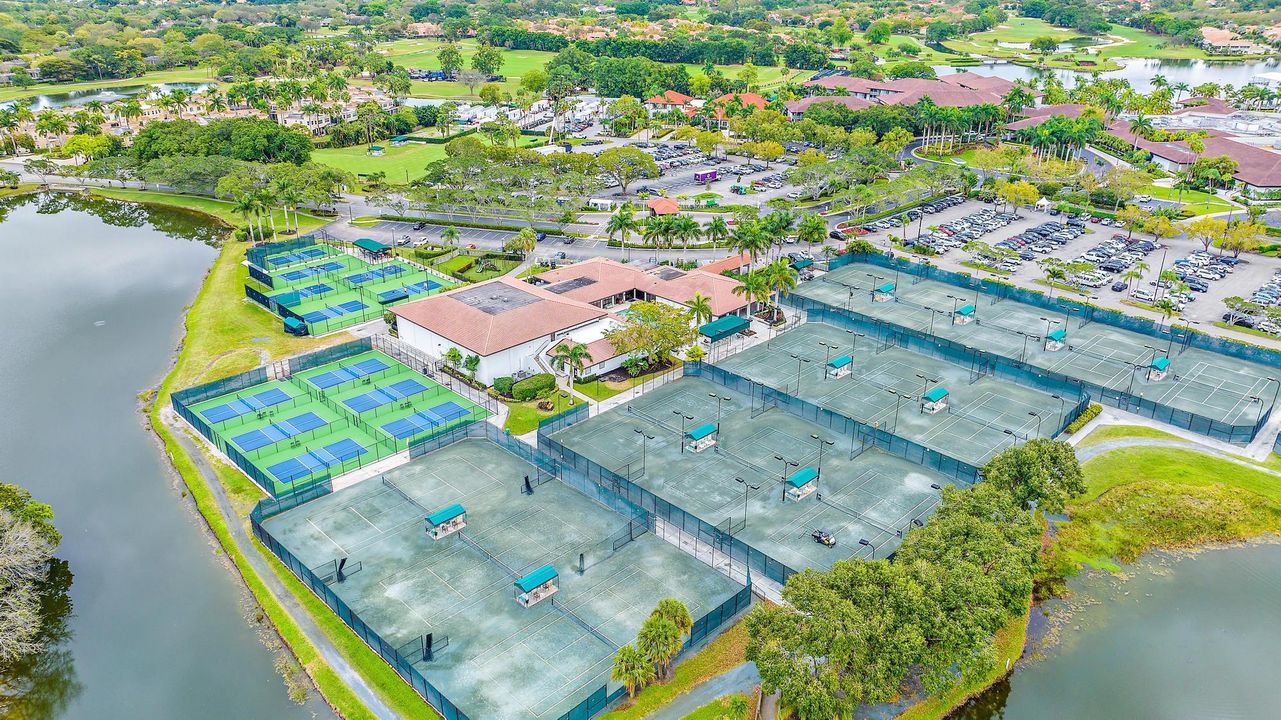 Activo con contrato: $7,000 (2 camas, 2 baños, 1135 Pies cuadrados)