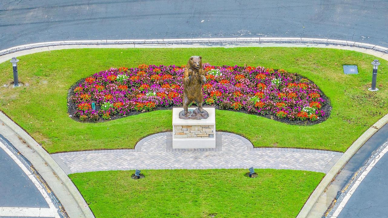 Activo con contrato: $7,000 (2 camas, 2 baños, 1135 Pies cuadrados)