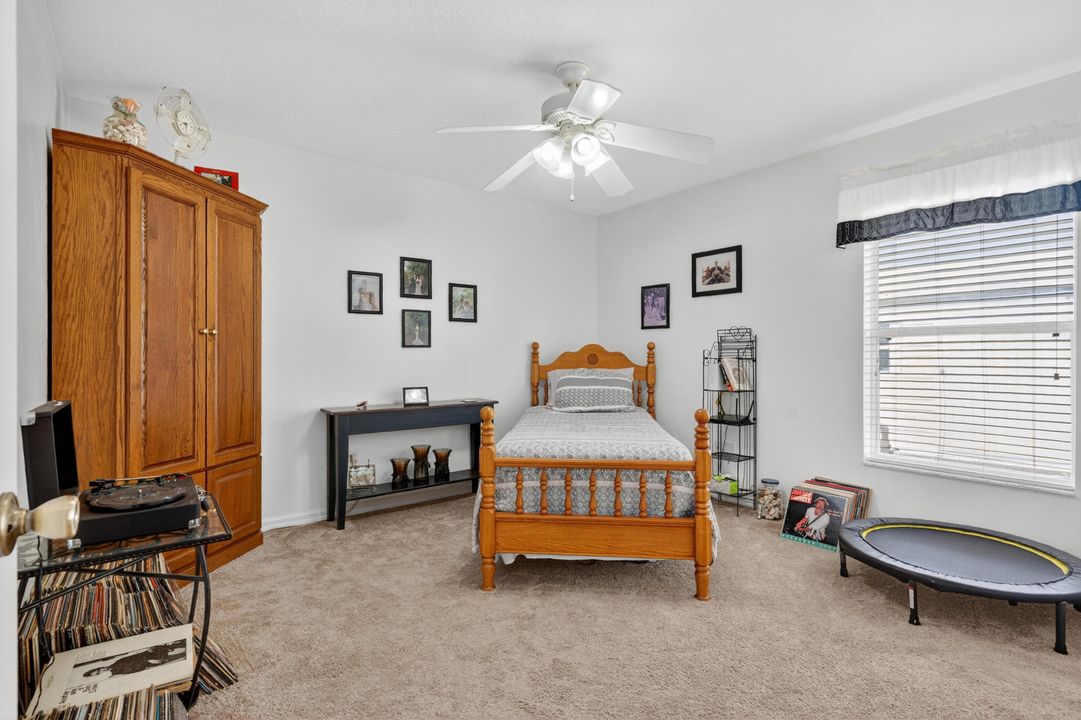 For Sale: $475,000 (4 beds, 2 baths, 2850 Square Feet)