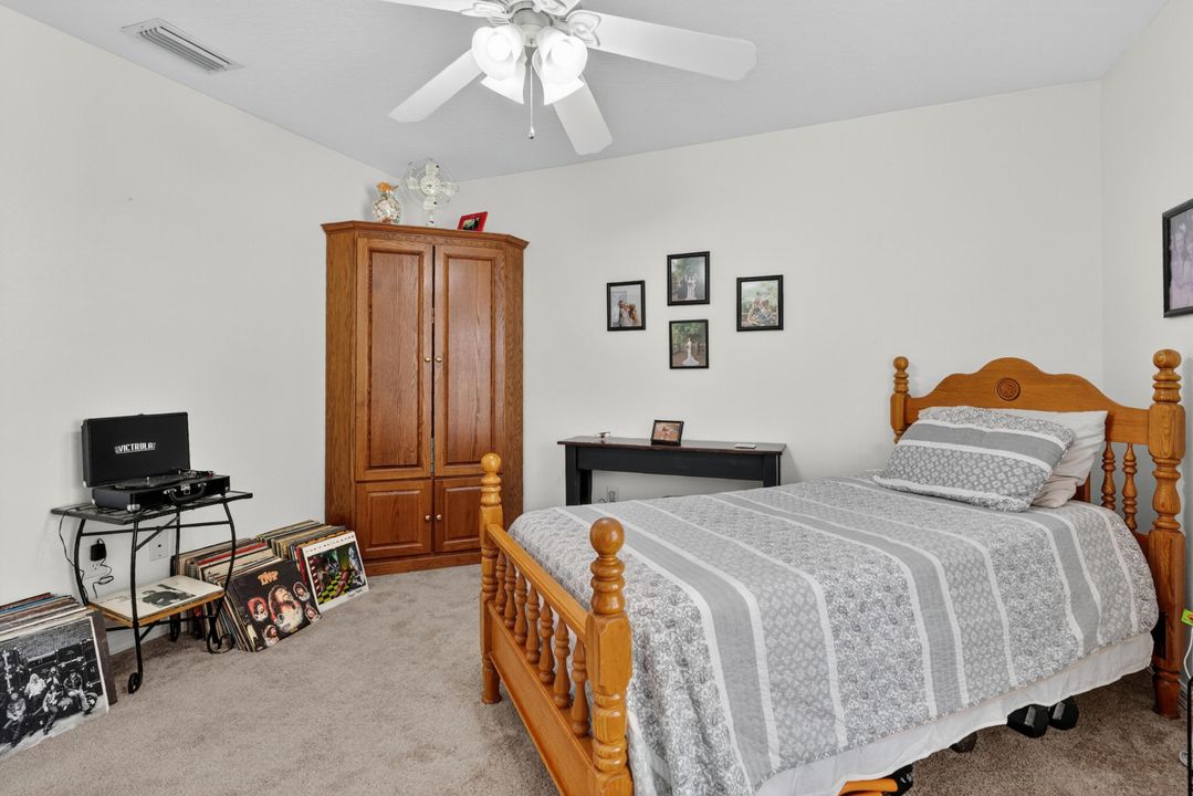 For Sale: $475,000 (4 beds, 2 baths, 2850 Square Feet)